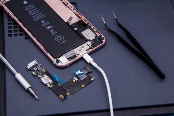 Когда необходимо ремонтировать iPhone