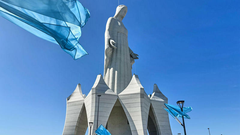 Самая высокая в Европе: в польском селе Конотоп открыли 55-метровую статую Богородицы Торжественное открытие статуи Девы Марии высотой 55,6 метра в Конотопе